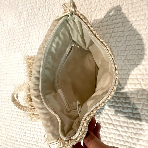 Macrame Ivory Crossbody Purse with Fringe - Picture 9 of 9